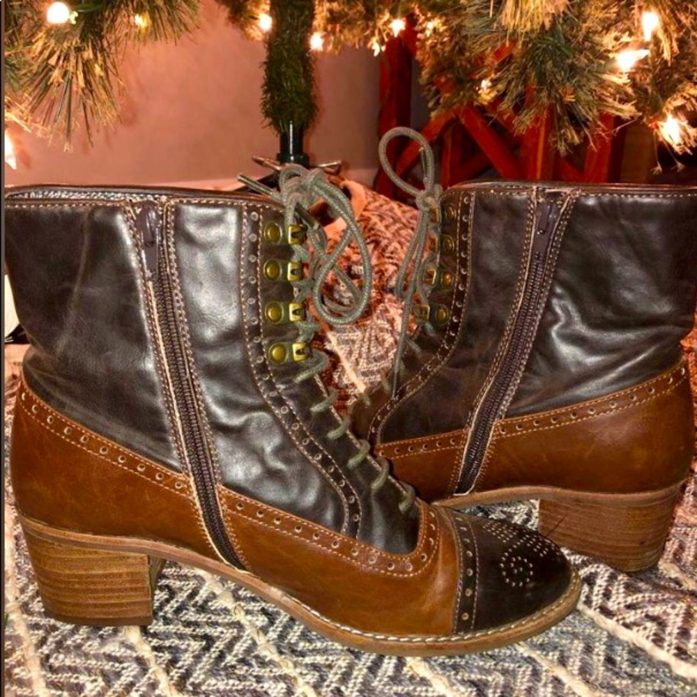 Jeffrey Campbell Mattie Perorated ankle boots